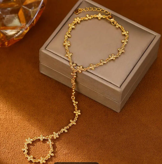 Luxurious Golden - Plated Fingure Chain - Alam Ara