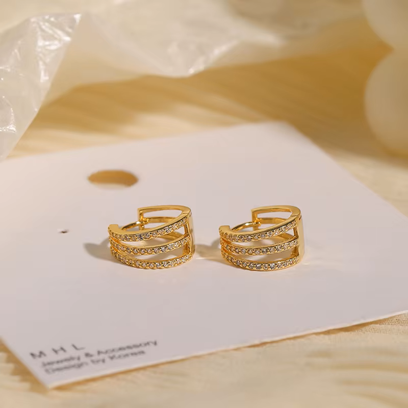 Cubic Zircon Ear Studs
